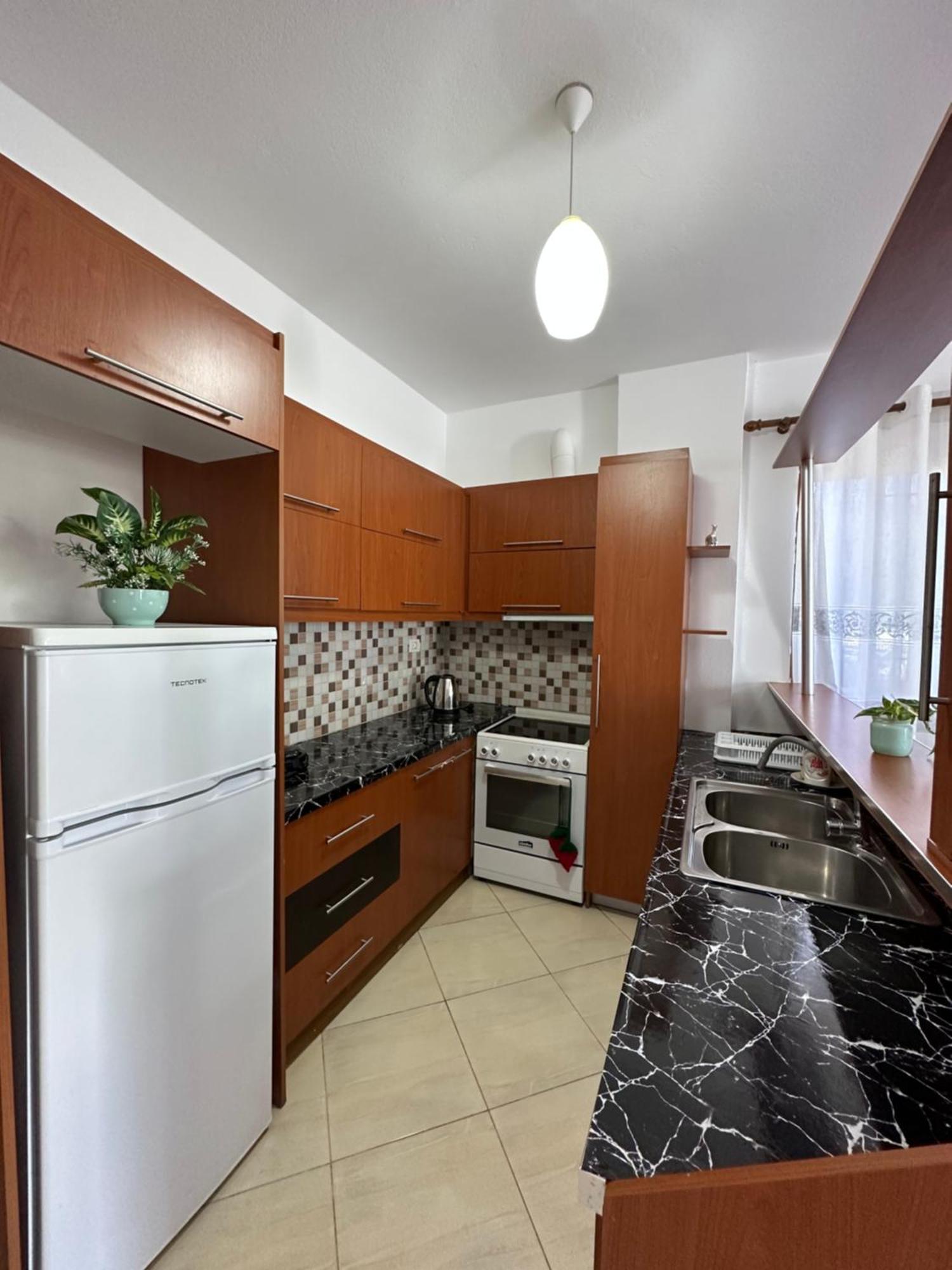 Guesthouse Xhuliano Ksamil Bagian luar foto